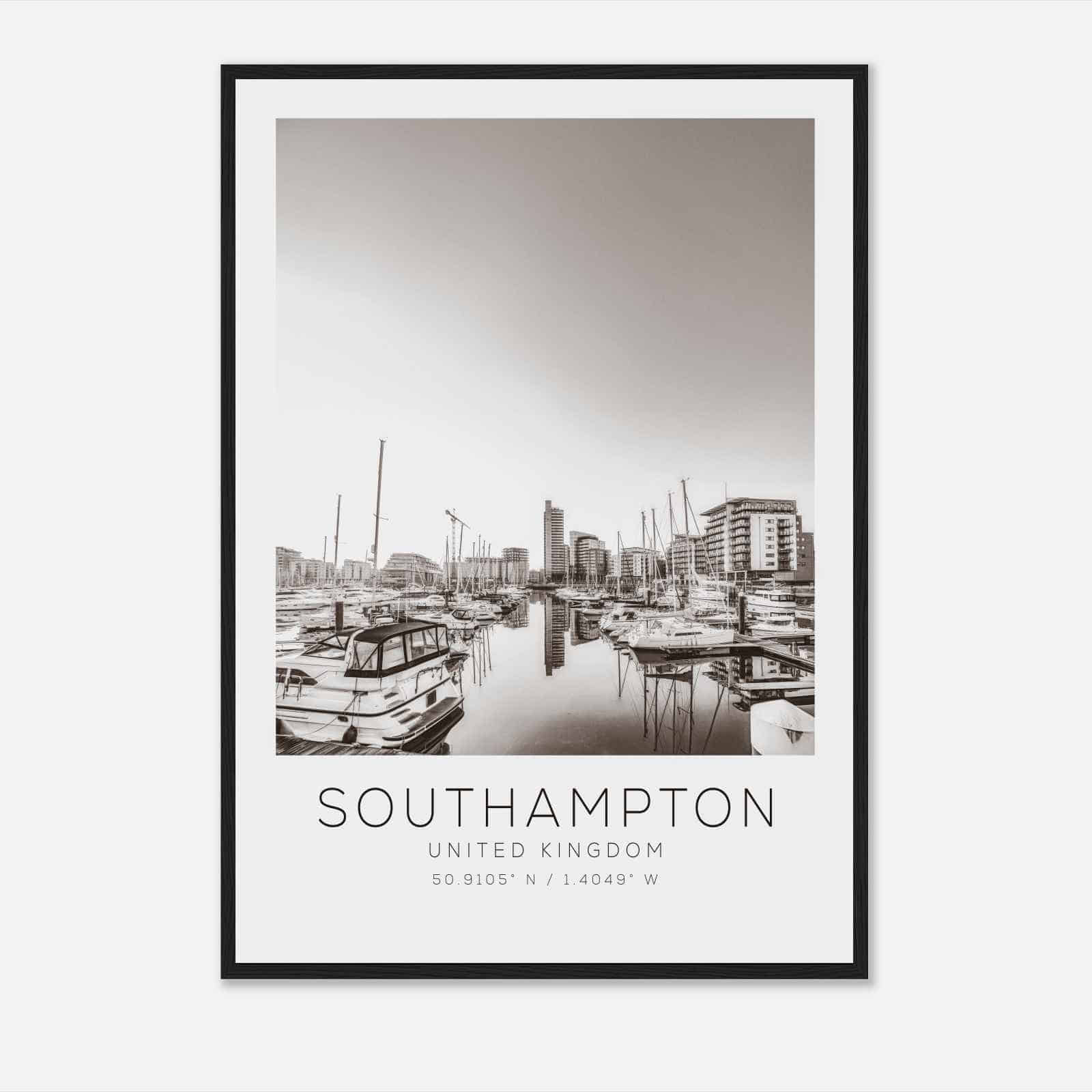 SOUTHAMPTON United Kingdom Travel Photo Poster BW, SOUTHAMPTON Travel Print, Minimalist Travel Poster Print