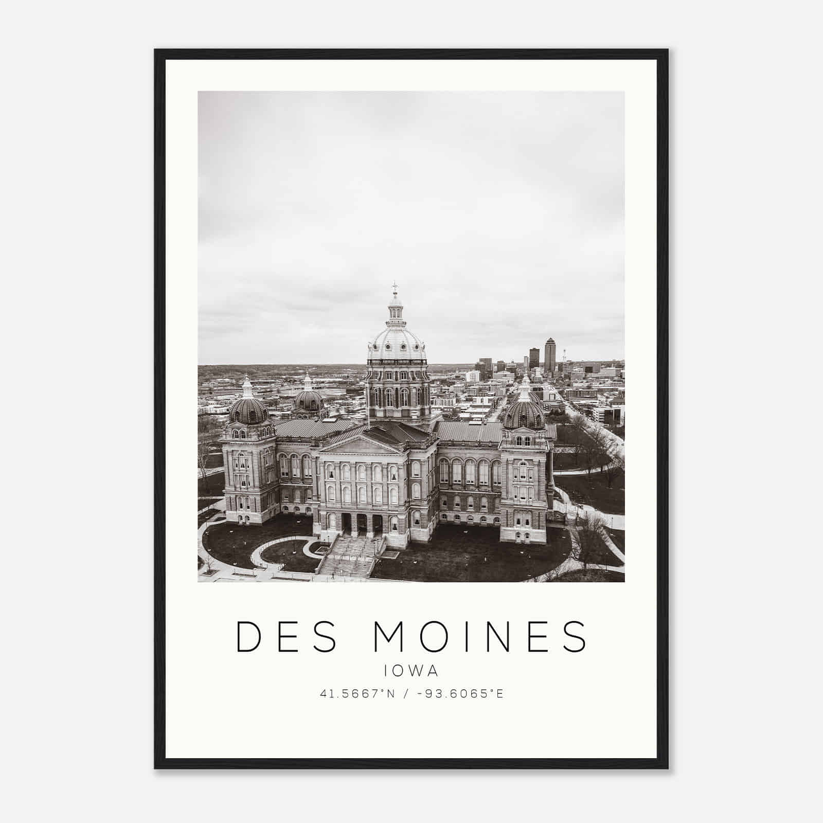 Des Moines Iowa Photo Travel Poster BW, Des Moines Travel Print, Minimalist Travel Print DS1